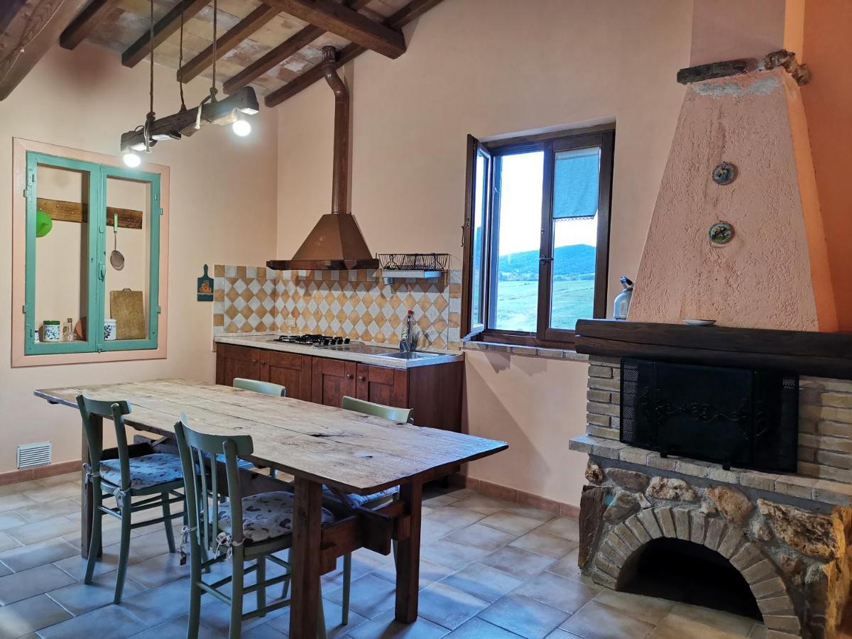 Agriturismo La Svolta Manciano Exterior photo