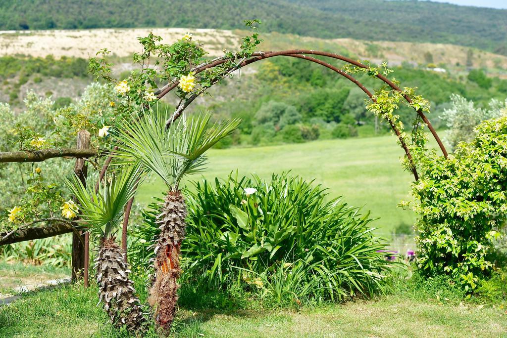 Agriturismo La Svolta Manciano Exterior photo